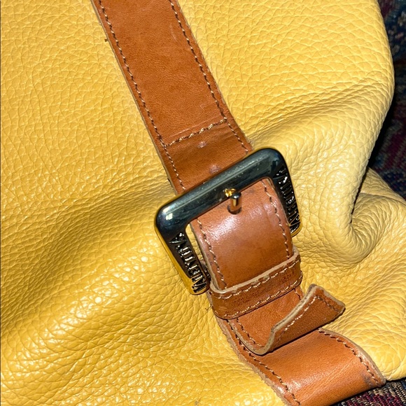 VALENTINA MADE IN ITALY GENTLY LOVED Yellow Leather Tan Tote Shoulder Bag ✨💛 - Picture 3 of 12